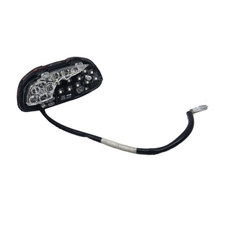 FARO PILOTO TRASERO DEFECTO CB650R CBR650R 2021-2024