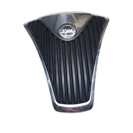 TAPA EMBLEMA FRONTAL SUPERIOR SYM SYMPHONY S 125 E4 2017-2020