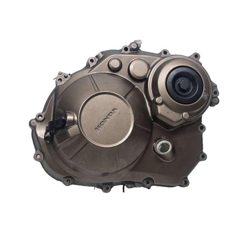 TAPA EMBRAGUE DEFECTO CB650R 2019-2020