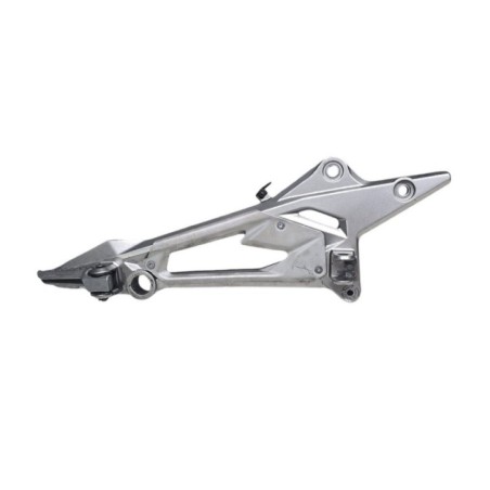 SOPORTE ESTRIBERAS LADO DERECHO GRIS KAWASAKI Z800E 2013-2017