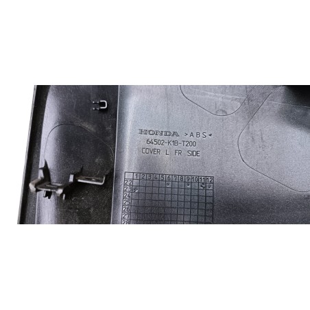 TAPA DELANTERA IZQUIERDA HONDA FORZA 125 350 K1B