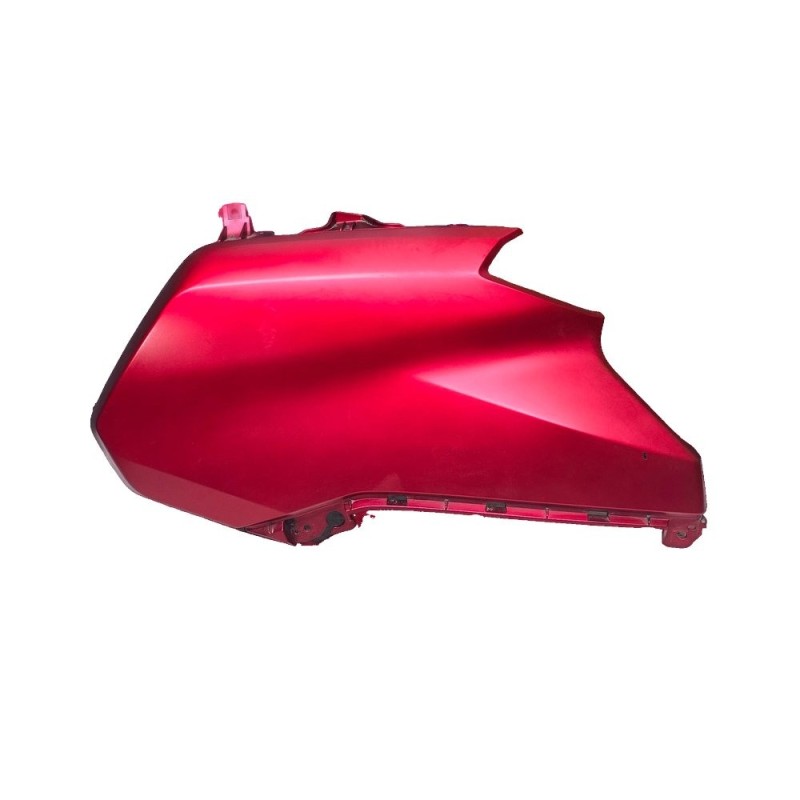TAPA DELANTERA DERECHA ROJA NMAX 125 2021-2024