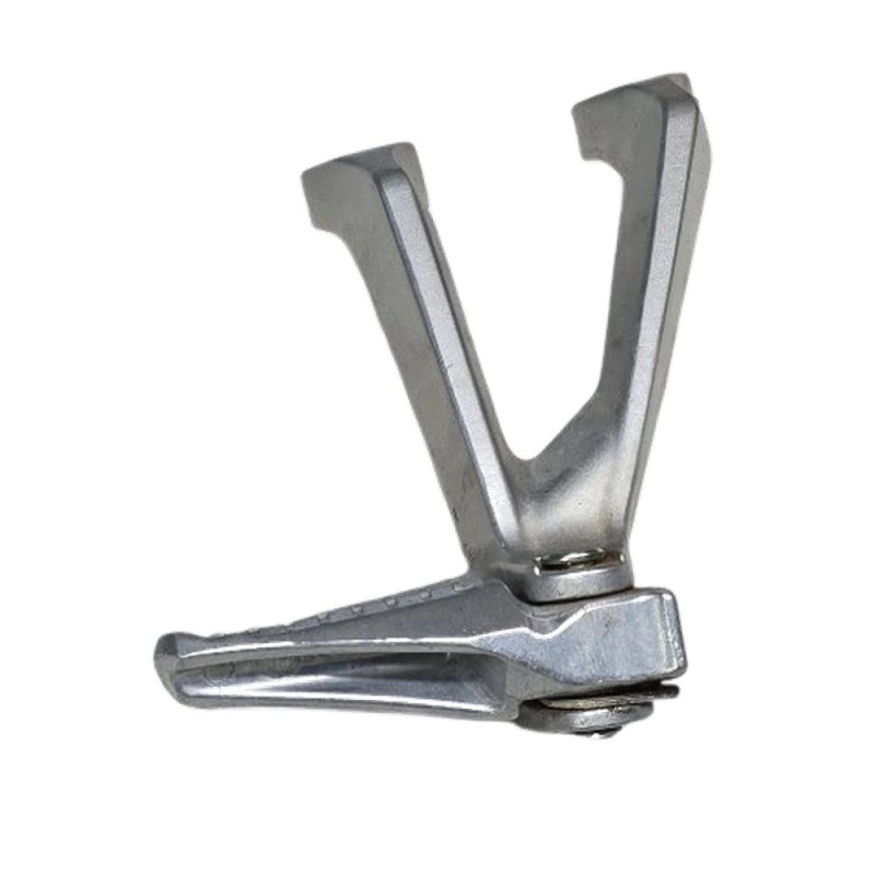 SOPORTE DE ESTRIBERA TRASERA DERECHA JC91 HONDA CB125R 2021-2023