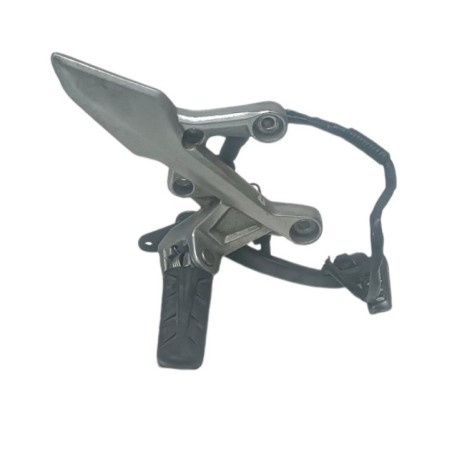 SOPORTE ESTRIBERA DELANTERA DERECHA COMPLETO PC60 HONDA CBR500R 2016-2018