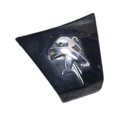 TAPA EMBLEMA FRONTAL PEUGEOT CITYSTAR 125 LC 2013-2017