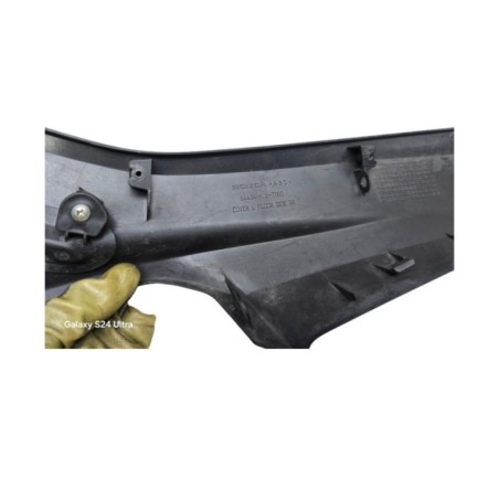 QUILLA TRASERA IZQUIERDA NEGRA MATE HONDA FORZA 125 K1B 2021-2022