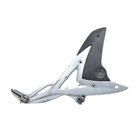 SOPORTE ESTRIBERA DERECHO KAWASAKI ER6N 2005-2008
